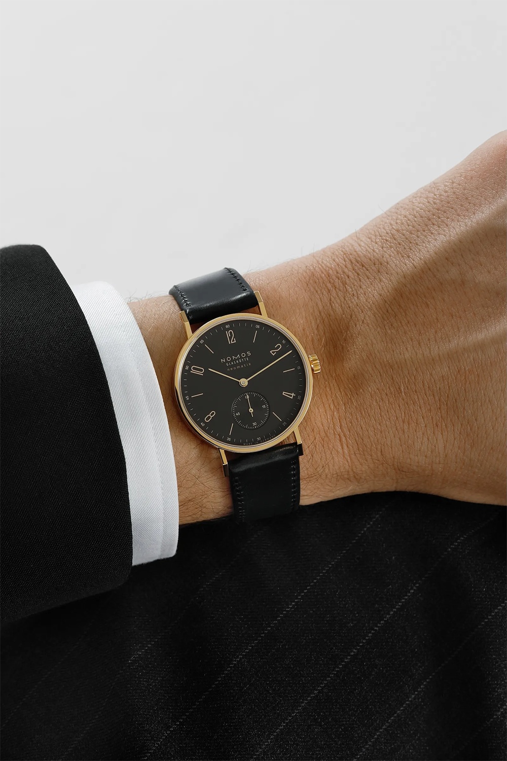 NOMOS Glashütte Tangente Gold Neomatik Ruthenium 35mm Ref. 163 - Bilde 9