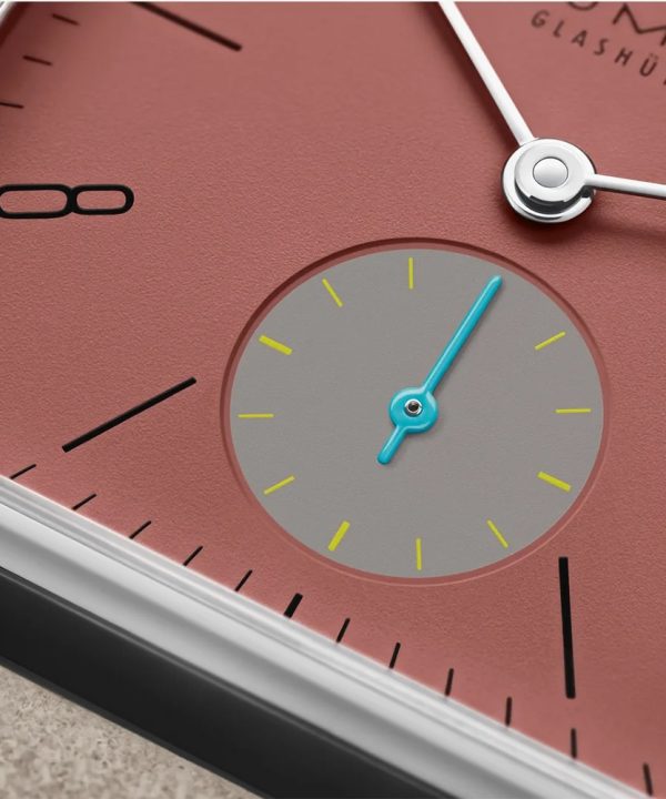 NOMOS Glashütte Tetra Terra 30x30mm Ref. 438 - Bilde 4