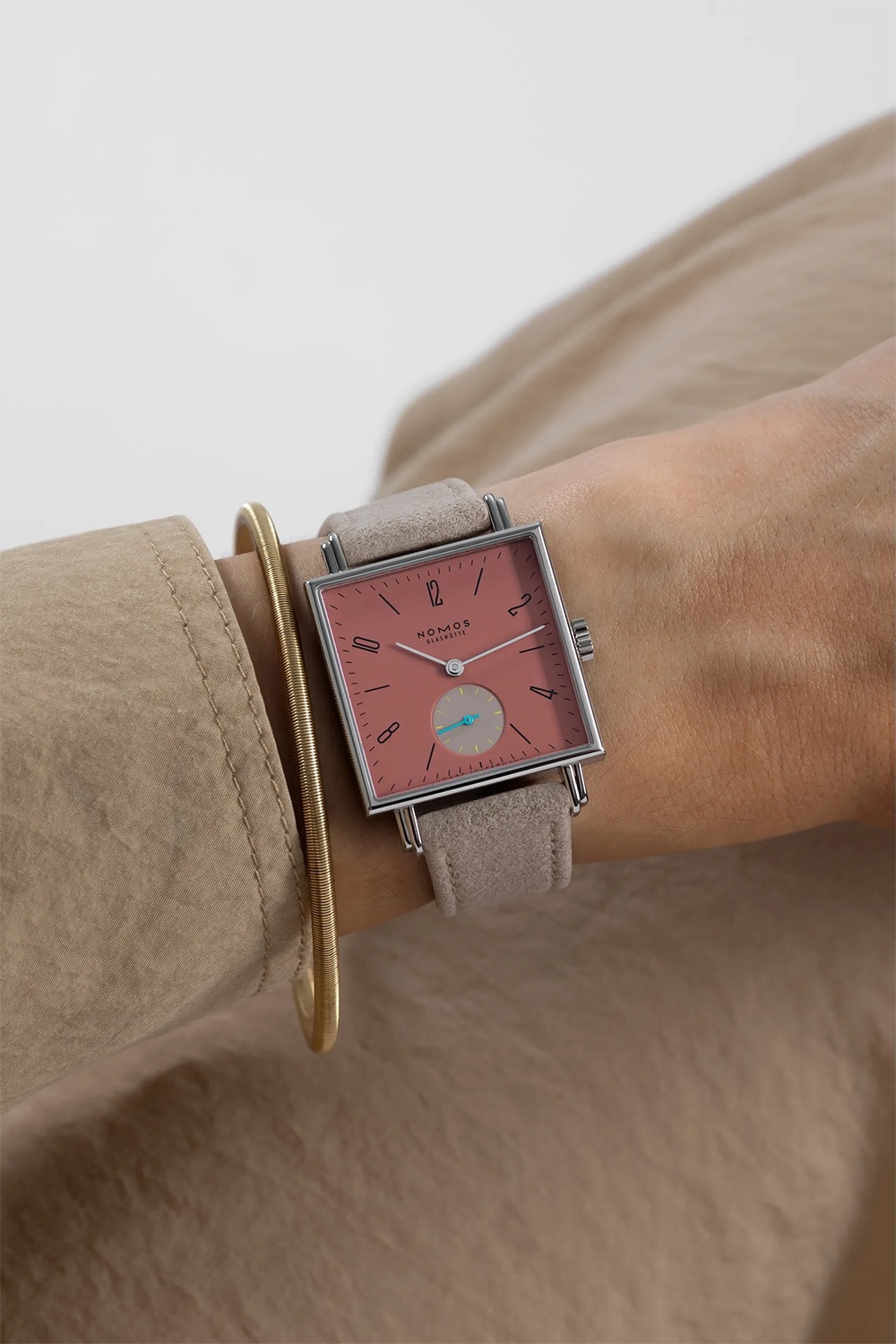 NOMOS Glashütte Tetra Terra 30x30mm Ref. 438 - Bilde 9