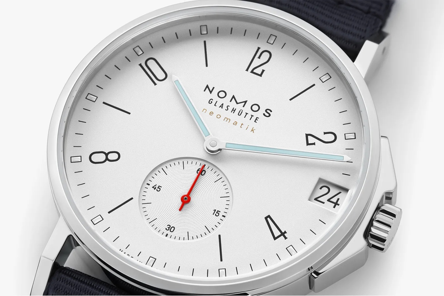 NOMOS Glashütte Ahoi Neomatik 38mm Date Ref. 525 - Bilde 4