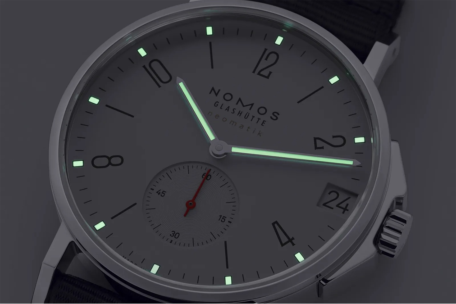 NOMOS Glashütte Ahoi Neomatik 38mm Date Ref. 525 - Bilde 7