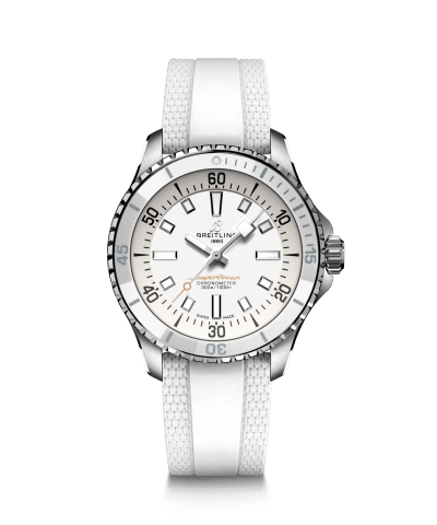 Produktbilde av Breitling Superocean Automatic 36 med hvit urskive og hvit gummirem. Ref. A17377211A1S1