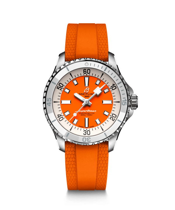 Produktbilde av Breitling Superocean Automatic 36 med oransje urskive og oransje gummirem. Ref. A17377211O1S1