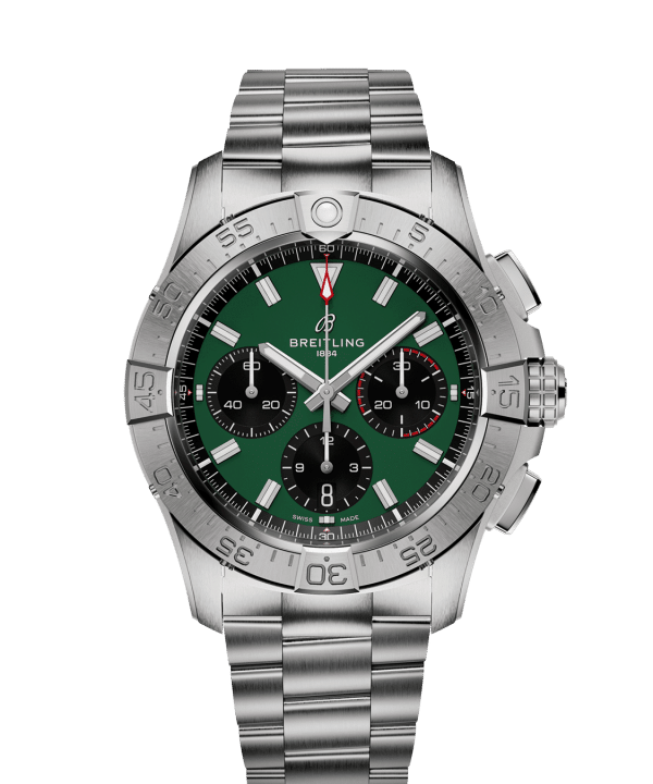 Produktbilde av Breitling Avenger B01 Chronograph 42 med grønn urskive og stållenke. Ref. AB0146101L1A1.